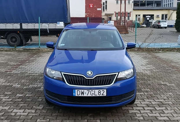Skoda RAPID cena 31400 przebieg: 121000, rok produkcji 2018 z Wrocław małe 92